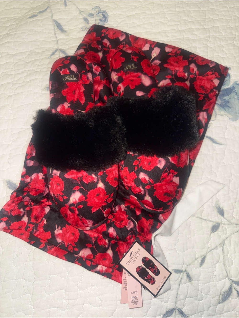 NWT Victoria's Secret Black & Red Floral Faux Fur Slide Slippers